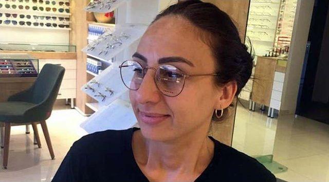 İstanbul&rsquo;da Eşi Tarafından &Ouml;ld&uuml;r&uuml;len Kadın İle Kardeşi Toprağa Verildi 3