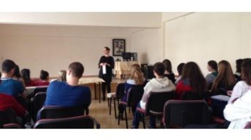 İstanbul Kemerburgaz &Uuml;niversitesi, Kırklareli&rsquo;de &Ouml;ğrencilerle Buluştu