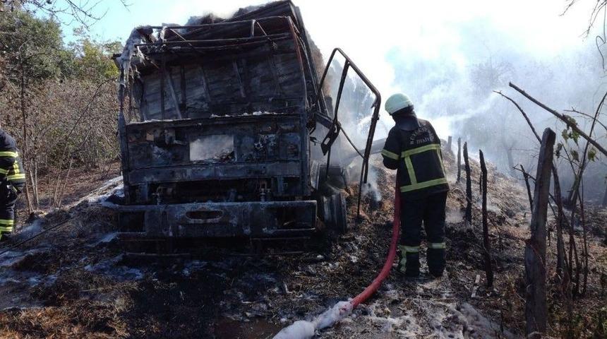 Saman Y&uuml;kl&uuml; Kamyon Yandı