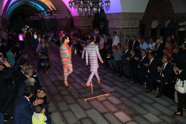 &lsquo;tarihin Işığında Moda 2. Arslantepe Defilesi&rsquo; Ger&ccedil;ekleştirildi 1