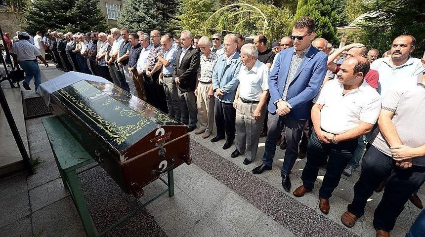 Demokrasi Şehidi Arslan&rsquo;ın Annesi Son Yolculuğuna Uğurlandı