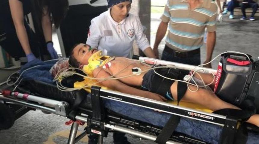 5 Yaşındaki &Ccedil;ocuk Boynu Kesilmiş Halde Bulundu