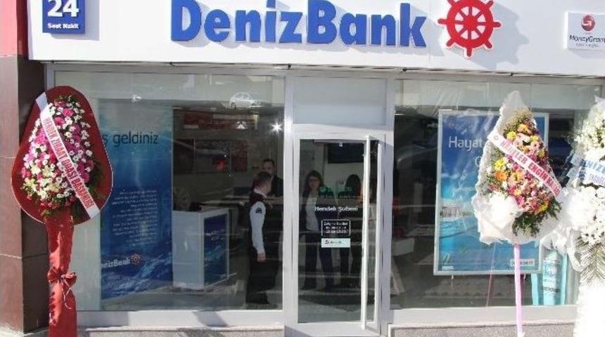 Hendek’e Yeni Banka Açıldı