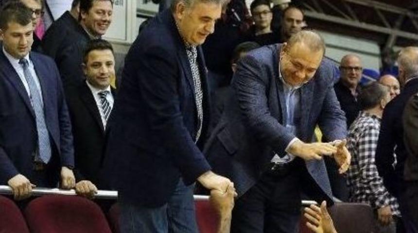 B&uuml;y&uuml;kşehir Basket Takımı Farklı Kazandı