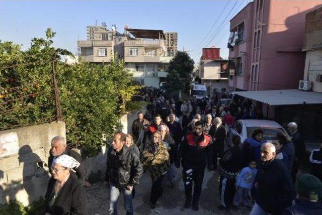 Eşi Ve Biri 6 Aylık İki Kızını &Ouml;ld&uuml;r&uuml;p İntihar Etti (2) 2