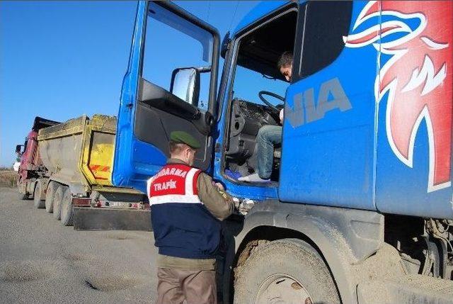 Malkara Jandarması Kış Lastiği Ve Tonaj Uygulaması Yaptı