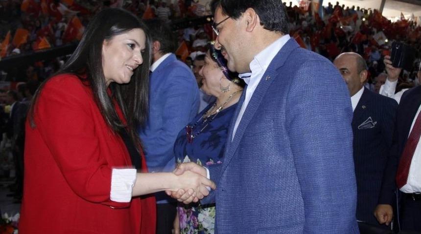 Bakan Sarıeroğlu&rsquo;ndan Taşeron M&uuml;jdesi