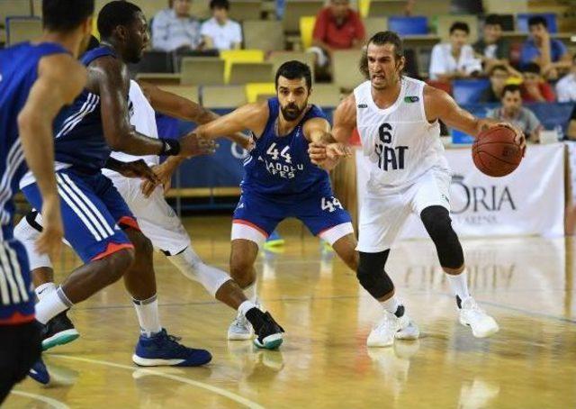 Gloria Cup'ta Anadolu Efes 5'inci, Tofaş 6'ncı Oldu