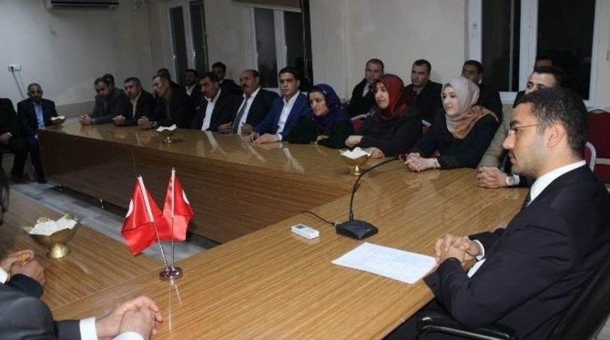 Ak Parti Eyy&uuml;biye İl&ccedil;esi İlk Toplantısını Ger&ccedil;ekleştirdi