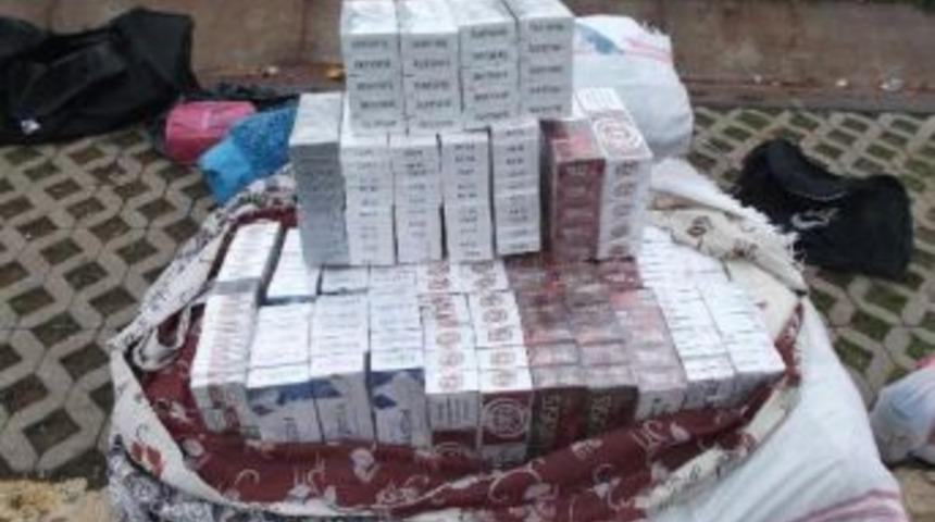 Yolcu Otob&uuml;s&uuml;nde Ka&ccedil;ak Sigaraya G&ouml;zaltı