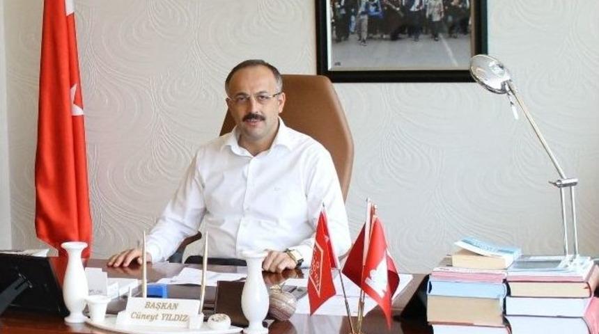 G&uuml;rsu Belediye Başkanı Yıldız&rsquo;dan Osmanlıca&rsquo;ya Tam Destek