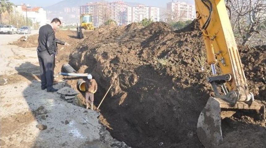 Hamidiye Mahallesi&rsquo; Ne Yeni Yağmur Suyu Hatları D&ouml;şeniyor