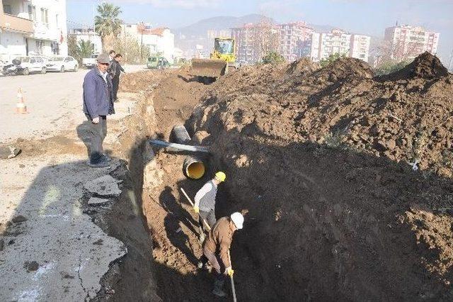 Hamidiye Mahallesi’ Ne Yeni Yağmur Suyu Hatları Döşeniyor