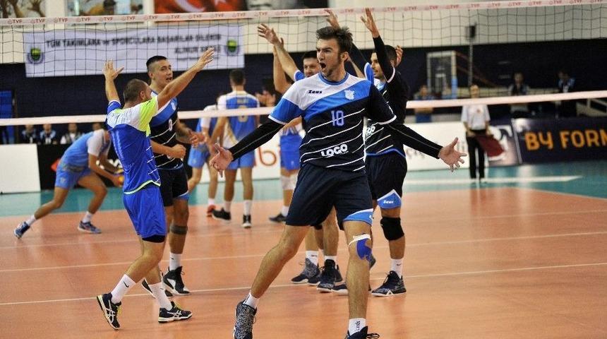 Radnik Bijeljina: 3 - Jedinstvo: 0