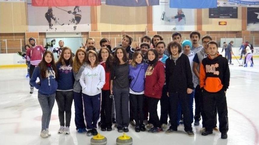 İstanbul&rsquo;da Curling Sezonu A&ccedil;ıldı