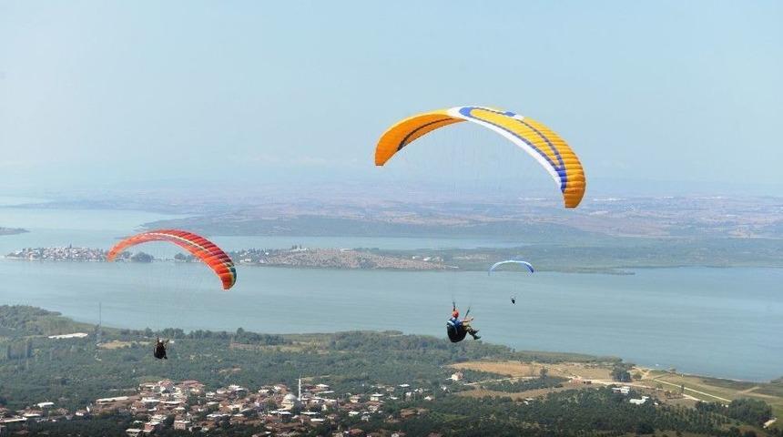 Nil&uuml;fer&rsquo;de G&ouml;ky&uuml;z&uuml; Şenlendi