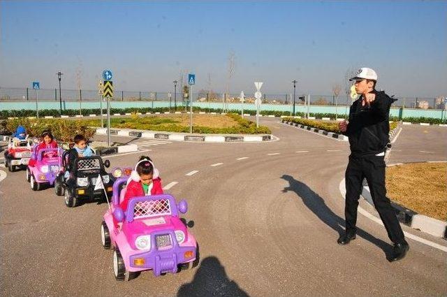 Trafik Parkında 4 Binden Fazla Çocuğa Eğitim Verildi