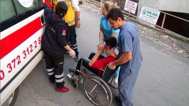 Liseli Öğrencilerin Minibüs Macerası Hastanede Son Buldu