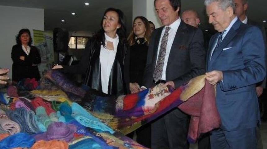 Ahmet Nazif Zorlu'ya Ekonomiye Katkı &Ouml;d&uuml;l&uuml;