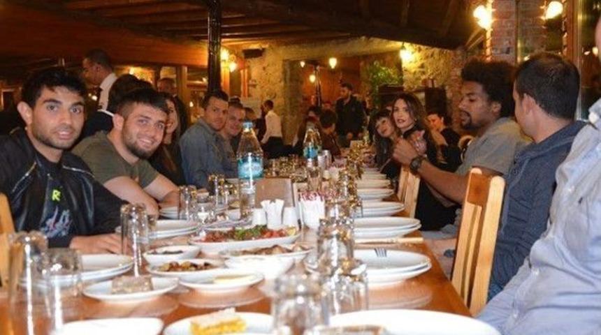 Kayserispor&rsquo;da Futbolculara Moral Yemeği