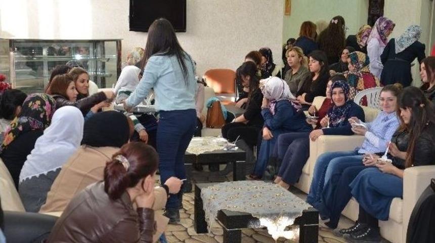 Y&uuml;ksekova&rsquo;da Aşure Etkinliği