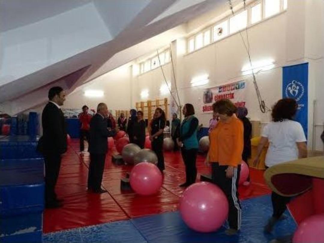 &ldquo;koşabiliyorsan Koş&rdquo; Projesi Kapsamında &ldquo;g&ouml;k Kuşağı Kadınları&rdquo; 3&rsquo;&uuml;nc&uuml; Yılını Geride Bıraktı