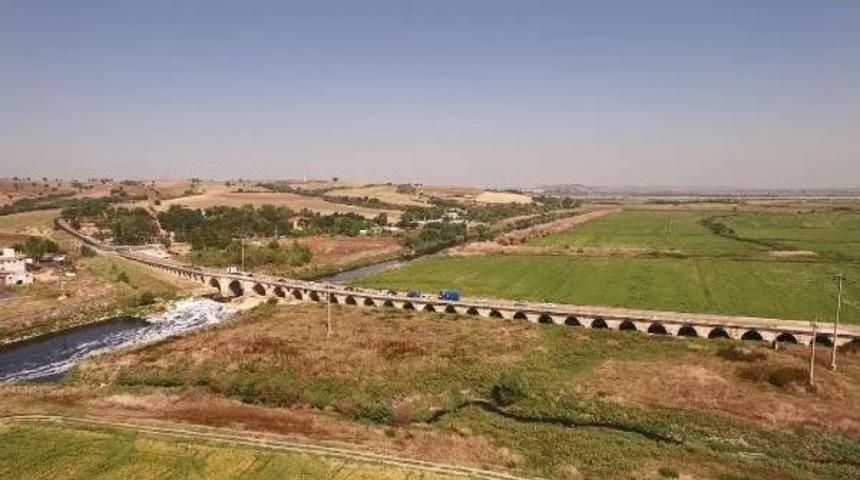 Guinness'e Aday Tarihi K&ouml;pr&uuml; 1306 Metre &Ouml;l&ccedil;&uuml;ld&uuml;