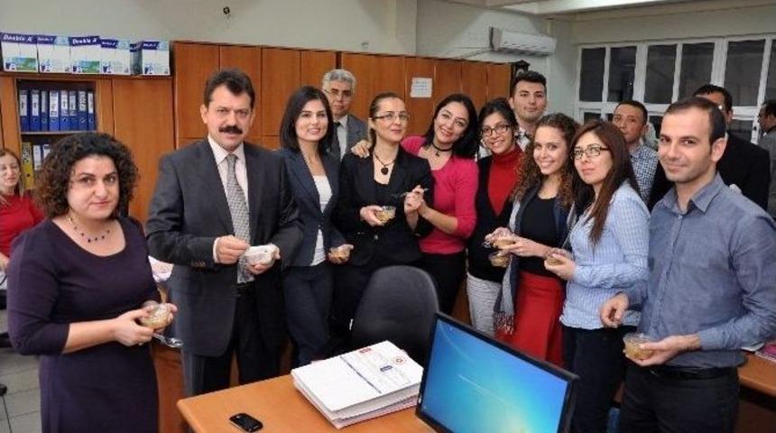 Adliyede Aşure G&uuml;n&uuml;