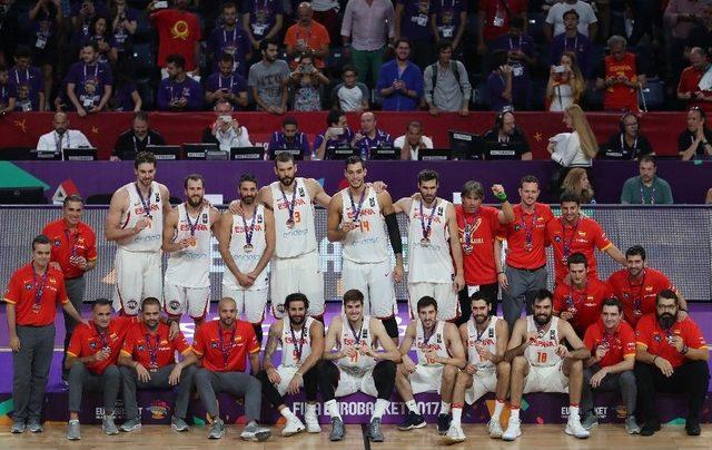 İspanya, Eurobasket&rsquo;te &Uuml;&ccedil;&uuml;nc&uuml; Oldu 1