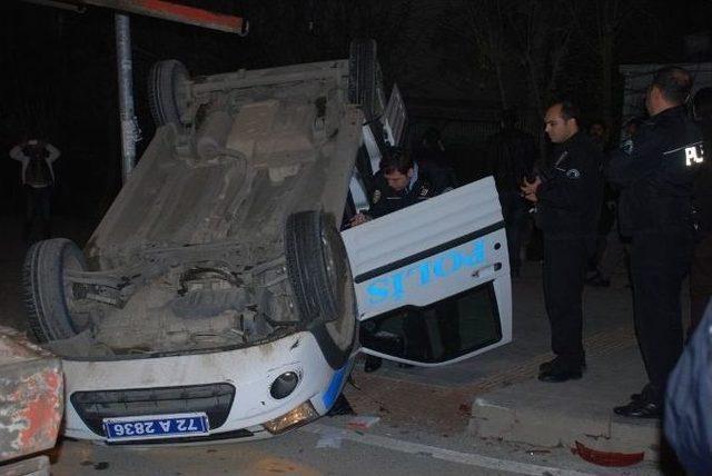 Polis Otosu Takla Attı 1: Yaralı