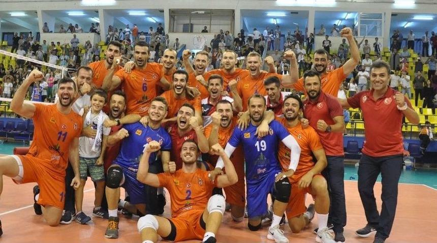 Balkan Cup&rsquo;ta Şampiyon İneg&ouml;l Belediyespor