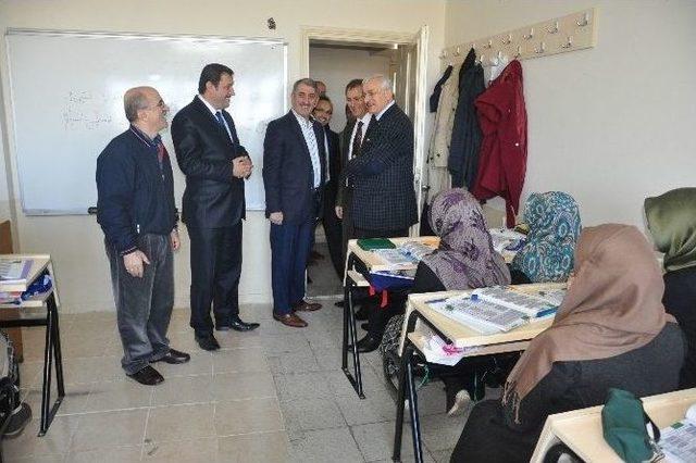 İlkadım Kız İmam Hatip Lisesi’ndeki Eksikler Giderilecek