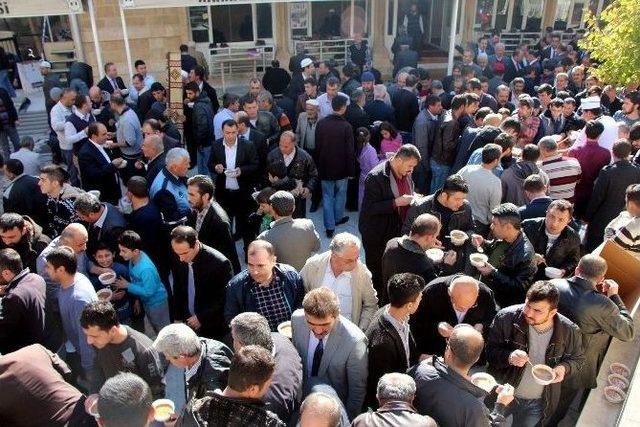 Kahramanmaraş’ta 15 Bin Kişiye Aşure Dağıltıldı 2