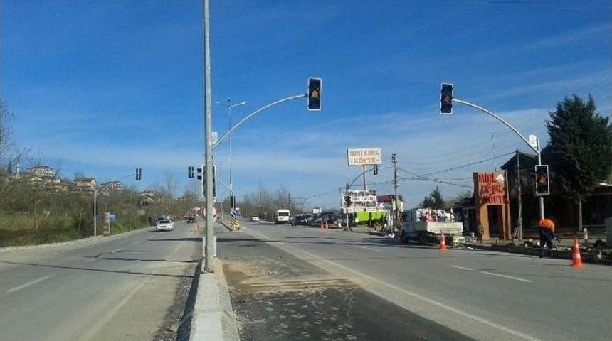 Kandıra Yolu &Ccedil;ayırk&ouml;y Mevkiine Kavşak