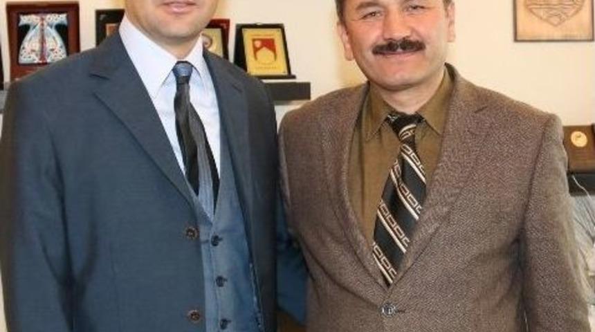 Kaymakam G&uuml;ven&rsquo;den &Ouml;ğretmenine Ziyaret