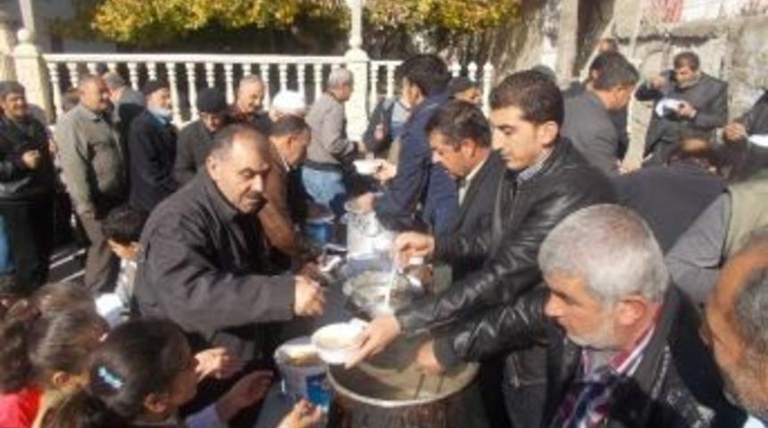 Tecde Kalkınma Derneği&rsquo;nden Aşure İkramı