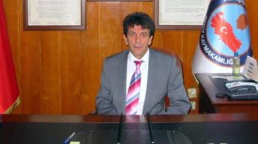 Gediz Kaymakamı Avni Kula &Ccedil;in&rsquo;e Gitti