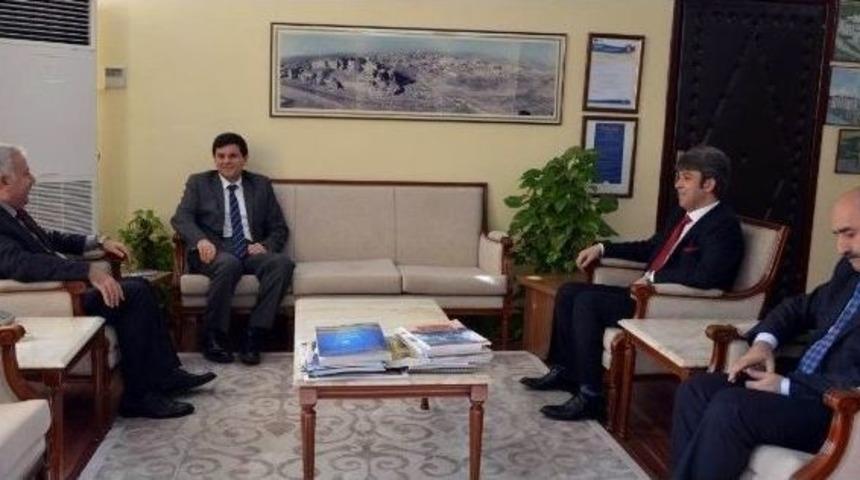 Kamu Hastaneleri Birliği&rsquo;nden, Rekt&ouml;r Mutlu&rsquo;ya Ziyaret