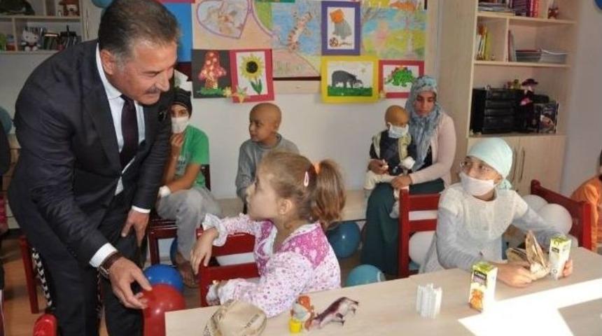 Başkan Tuna, L&ouml;semili &Ccedil;ocuklarla Bir Araya Geldi