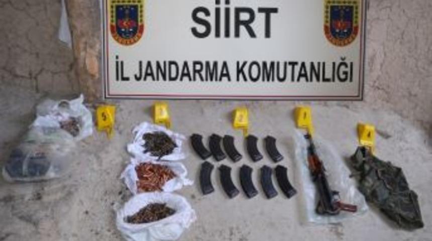 Siirt&rsquo;te Bir Evin Bodrum Katında Silah Ve M&uuml;himmat Bulundu