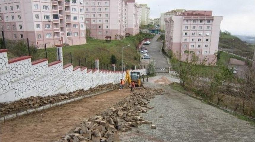 Ayazma&rsquo;da Bozulan Yol Tamir Edildi