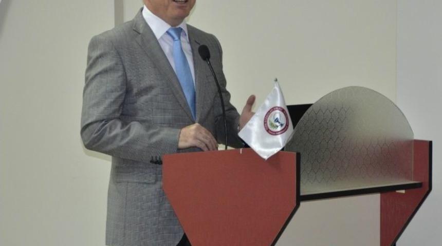 Başkan Karaarslan, 3. Kez G&uuml;ven Tazeledi