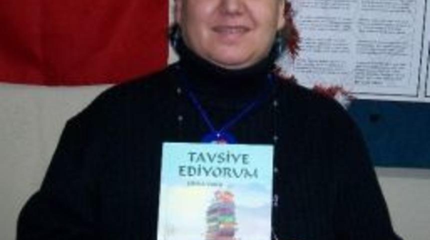 Eskişehirli Yazar Sıdıka Yakşi&rsquo;nin &rsquo;&rsquo;tavsiye Ediyorum&rsquo;&rsquo; Kitabı Tanıtıldı