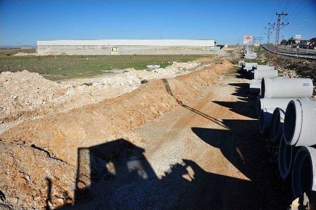 Organize Sanayi Bölgesi’nde Kanalizasyon Çalışması