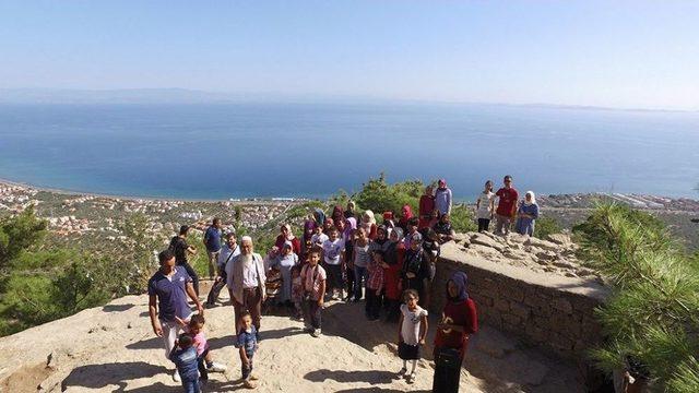 Onlarca Vatandaş İlk Kez Tatil Yaptı