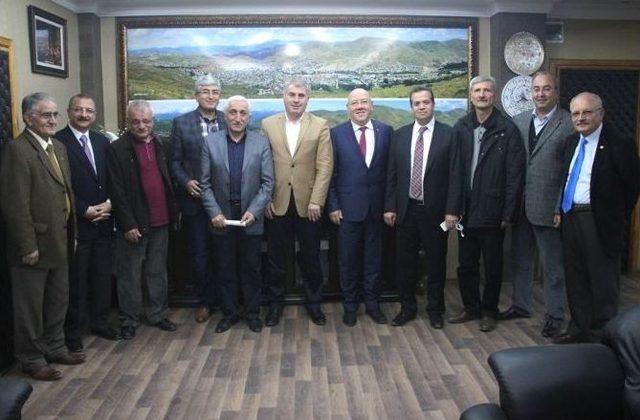 Türkiye Gazeteciler Konfederasyonu’ndan Belediye Başkanı Memiş’e Ziyaret