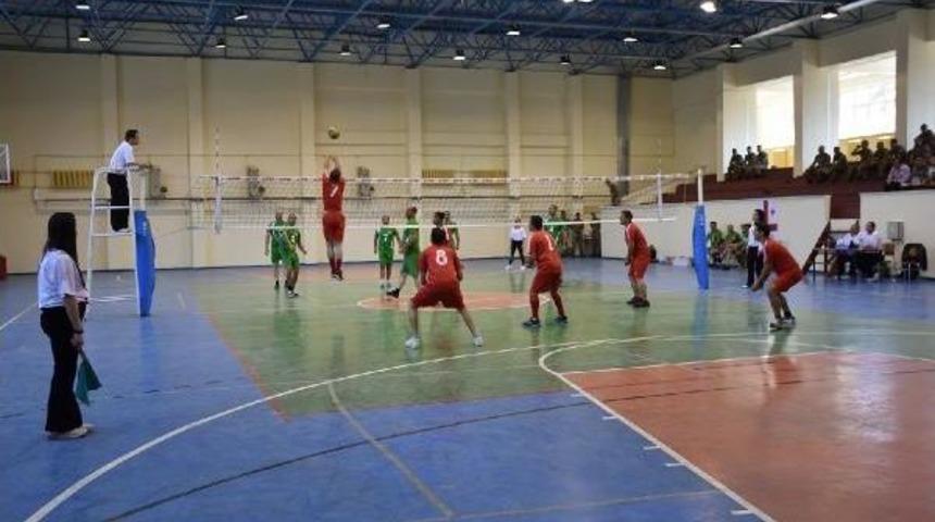 T&uuml;rkiye- G&uuml;rcistan Sınırında Dostluk Ma&ccedil;ı