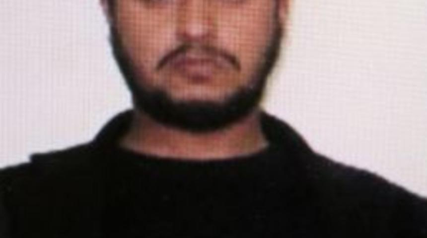 Motosikletliyi Demir &Ccedil;ubukla Darp Edip Parasını Gasp Eden Zanlı Tutuklandı