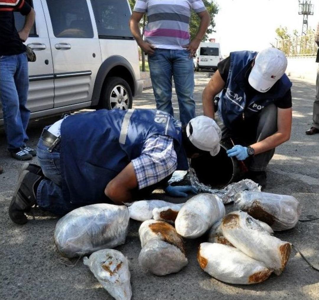 (&ouml;zel Haber) Aksaray&rsquo;da Bir Yılda 1 Ton 300 Kilo Esrar, 101 Kilo Eroin Ele Ge&ccedil;irildi