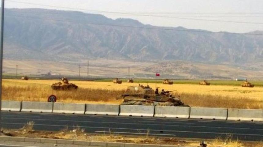 Mehmet&ccedil;ik'ten Irak Sınırında Tatbikat